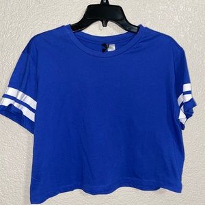 blue crop top